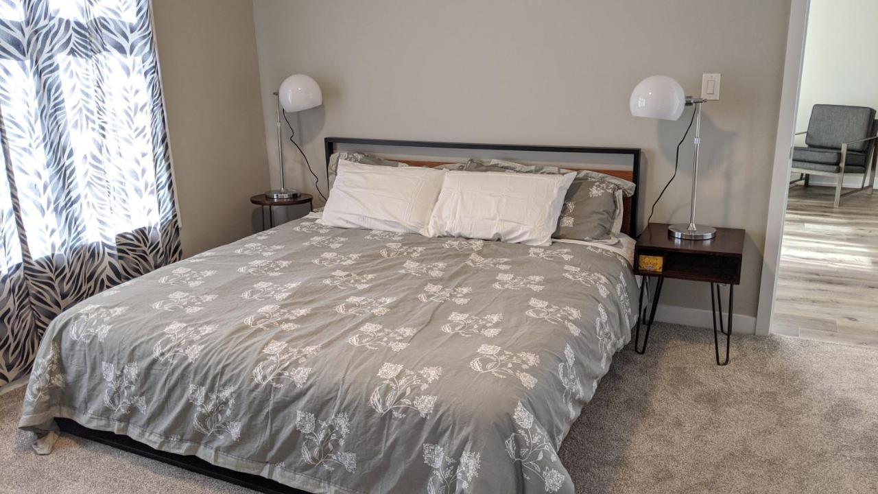 Boardwalk Homes - Executive Townhomes 키치너 외부 사진