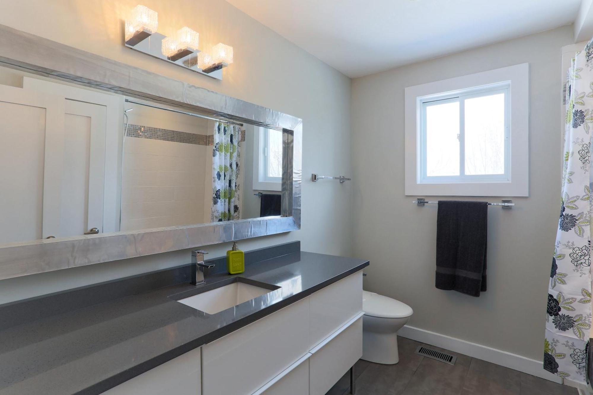 Boardwalk Homes - Executive Townhomes 키치너 외부 사진