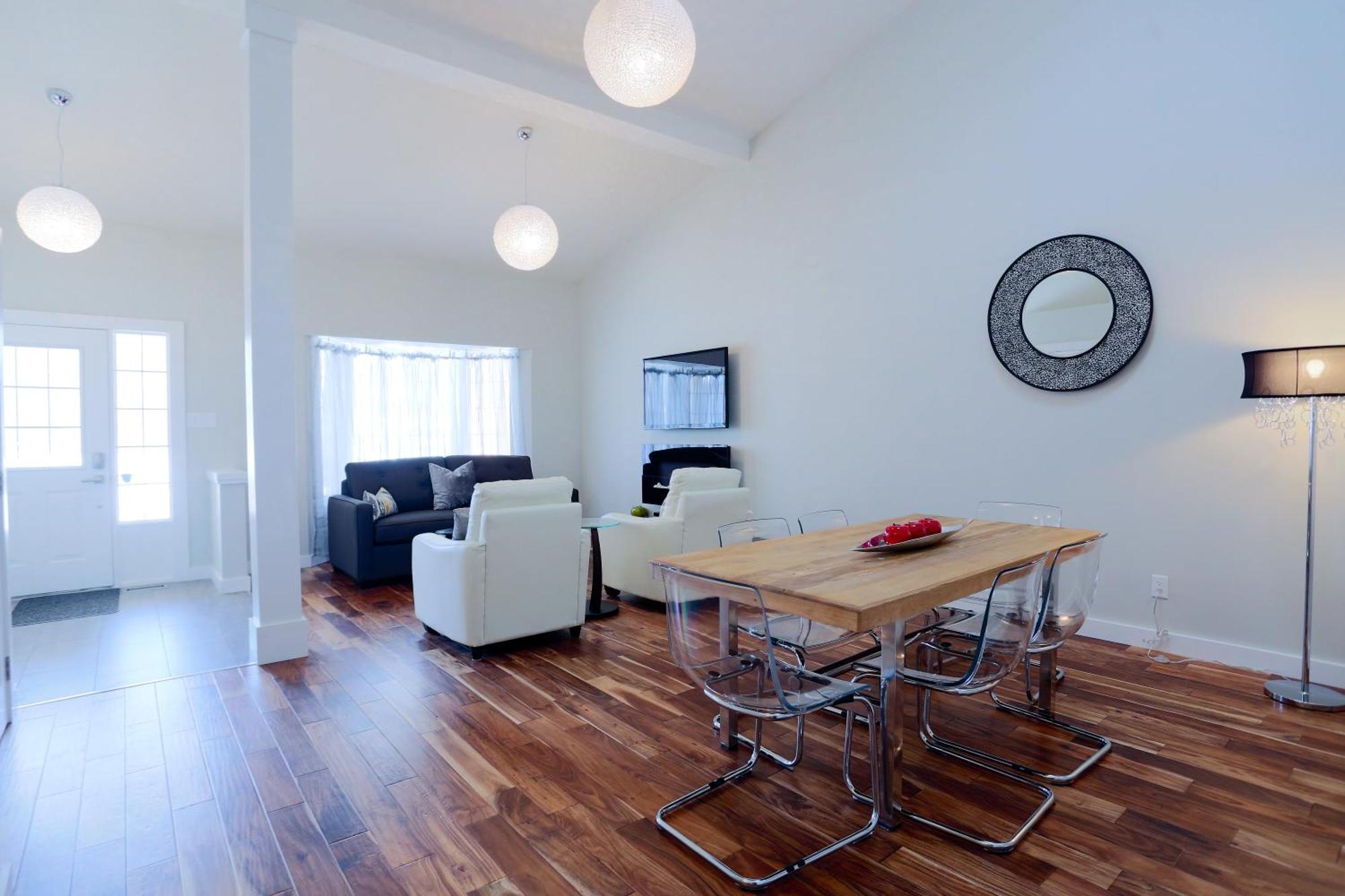 Boardwalk Homes - Executive Townhomes 키치너 외부 사진
